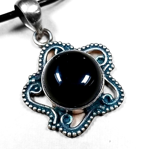 Vintage Onyx 925 Sterling Silver Leather Cord Pendant Necklace - Picture 2 of 15